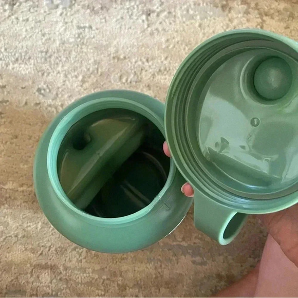 Hyrdrojug Pro V1 Mountains and Canyons Sleeve and Green Water Container Bottle - Picture 5 of 9